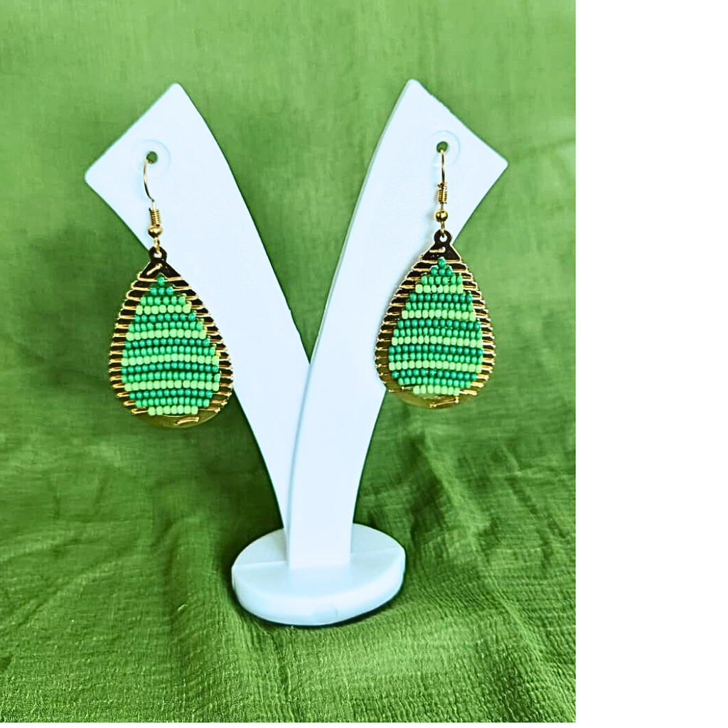 Emerald Dewdrop Beaded Earrings