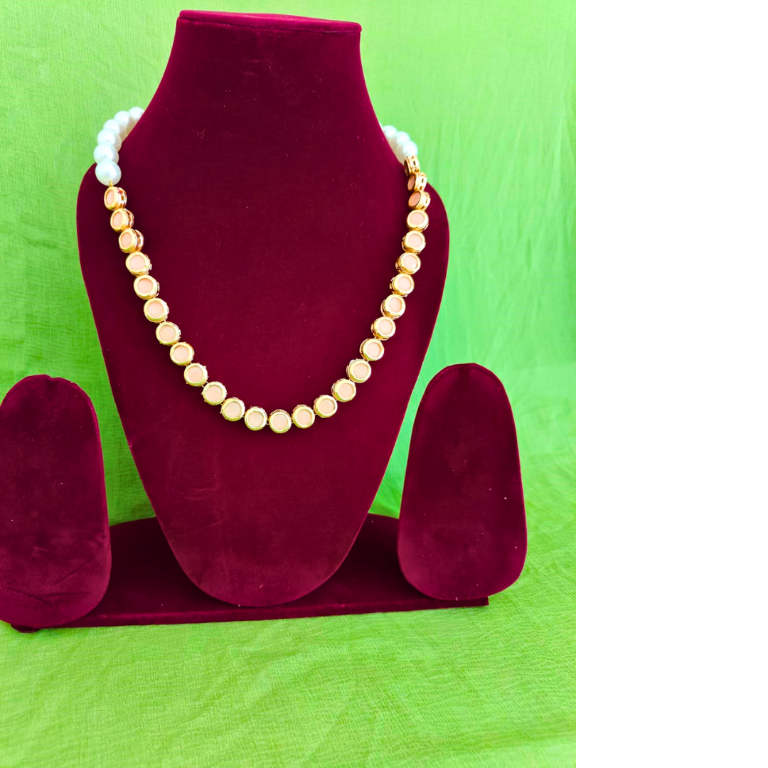 Kundan beaded necklace