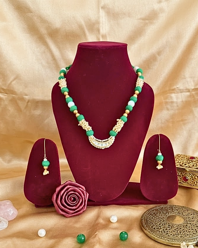 Green Royal Charm Necklace Set
