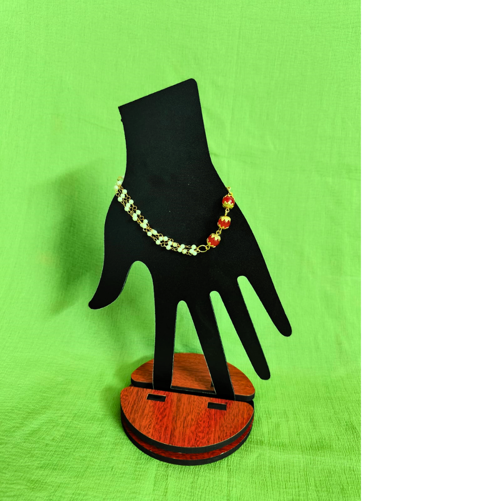 Red Bead And White Ganthanmala Bracelet